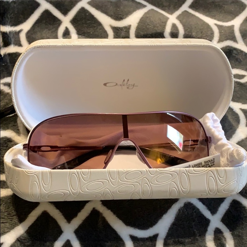 Oakley sunglasses